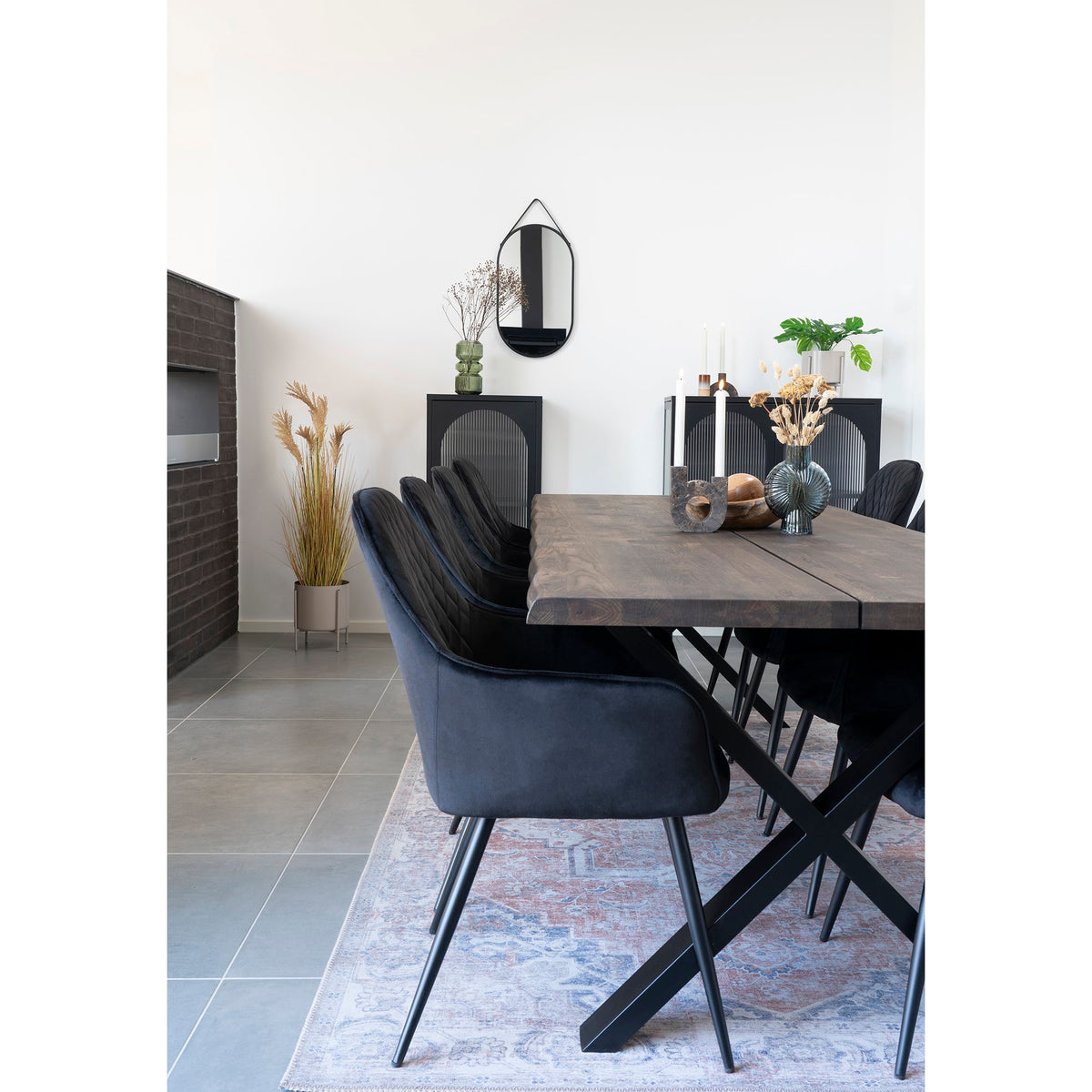 Harbo Dining Chair — Black