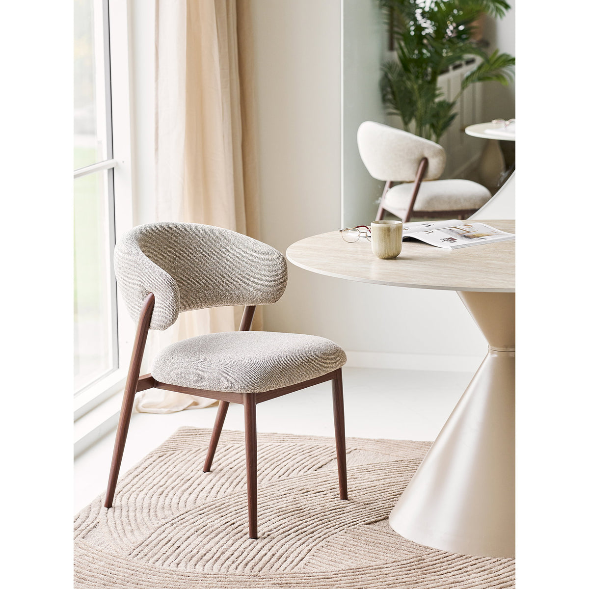 Cavi Dining Chair — Sand / Walnut