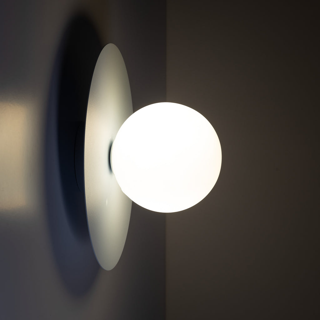 PIXI Wall Sconce – Modern 1xG9