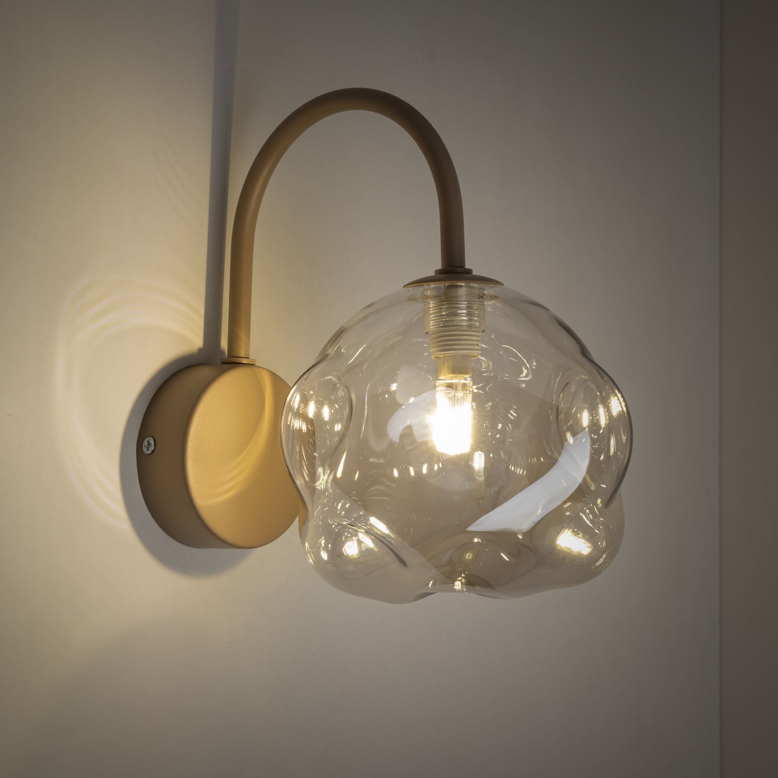 LAVA Wall Sconce – Modern 1xG9