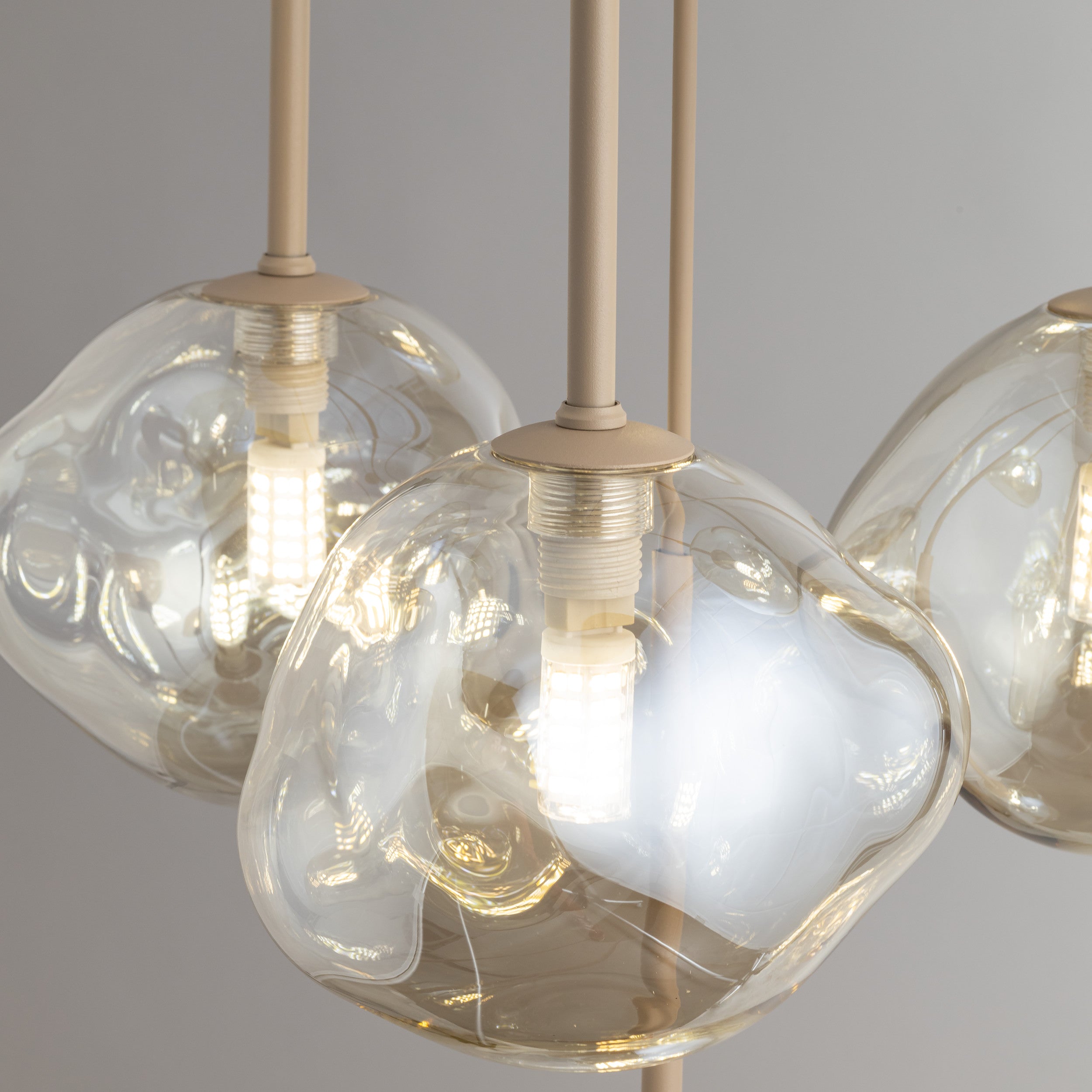 LAVA Pendant Chandelier 7xG9 New – Modern