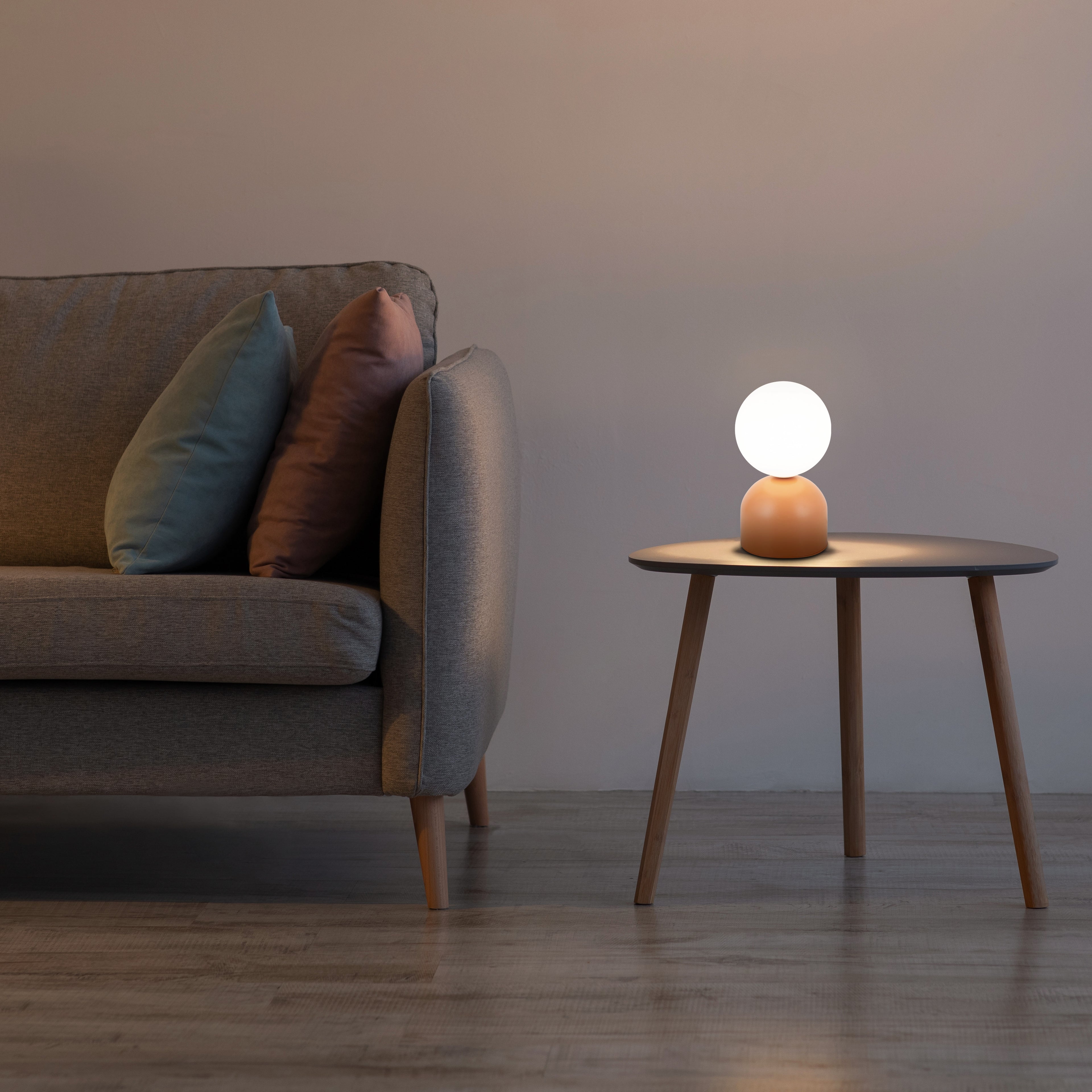 MIKI Table Lamp – Modern 1xG9