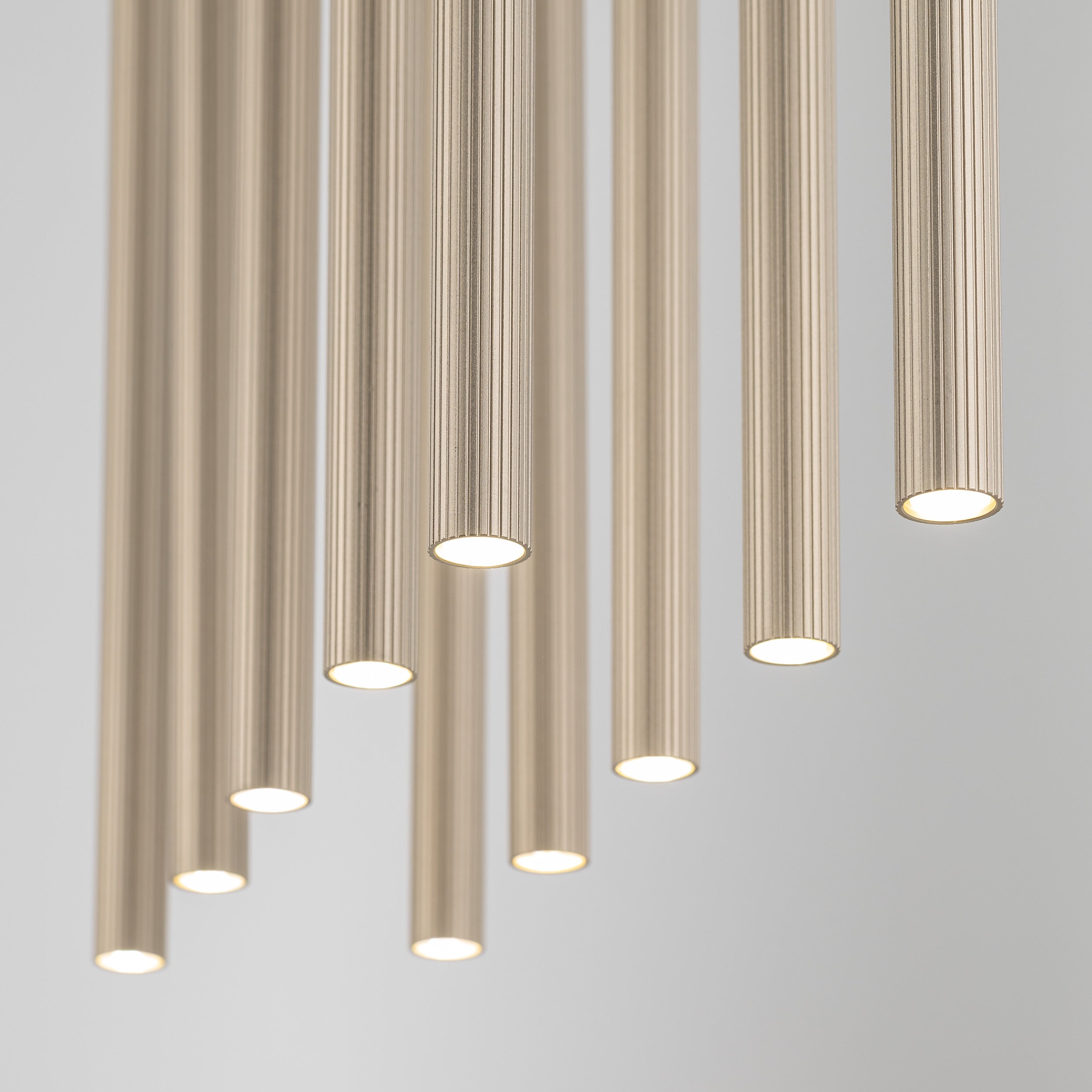 FERRO Linear Chandelier 10xG9 – Industrial