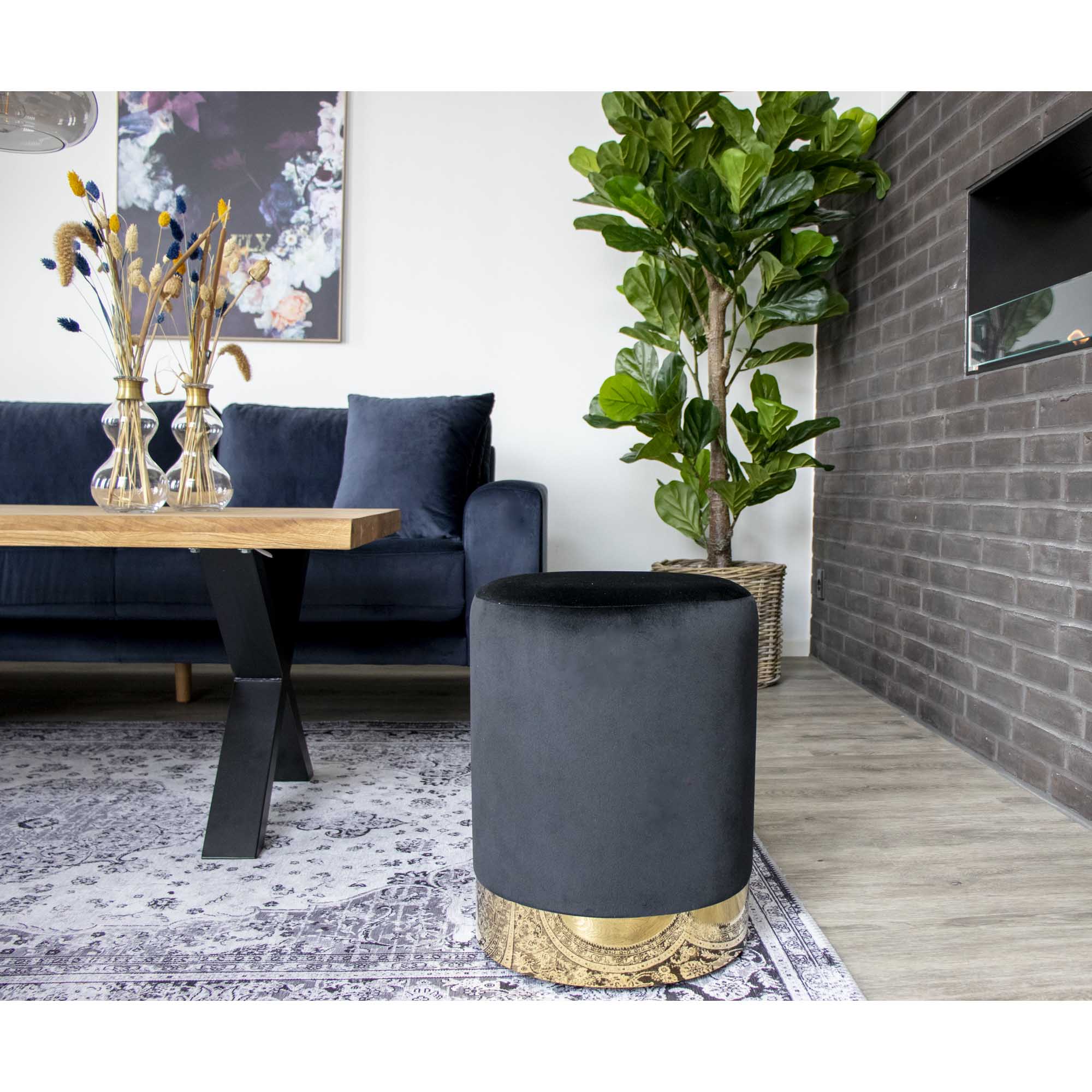 Gamby Pouf — Black