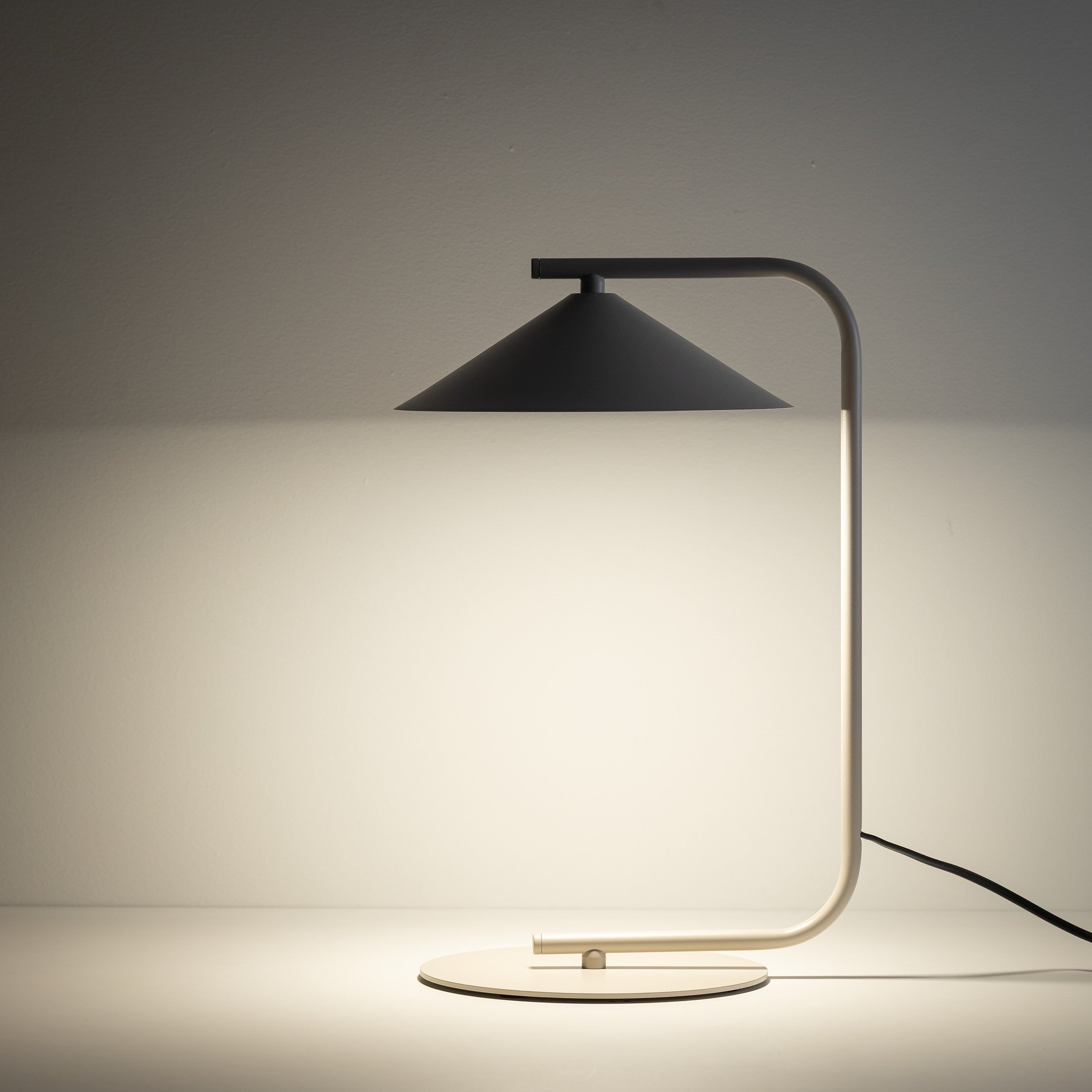 LUME Night Light Table Lamp – Modern GX53