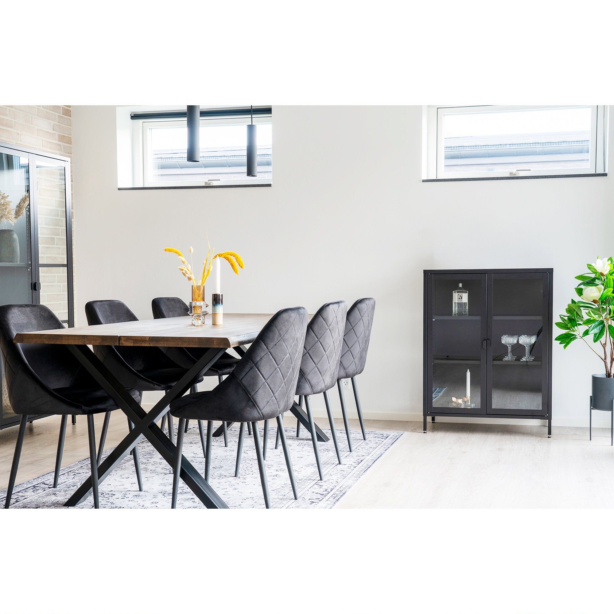 Brisbane Display Cabinet — Black