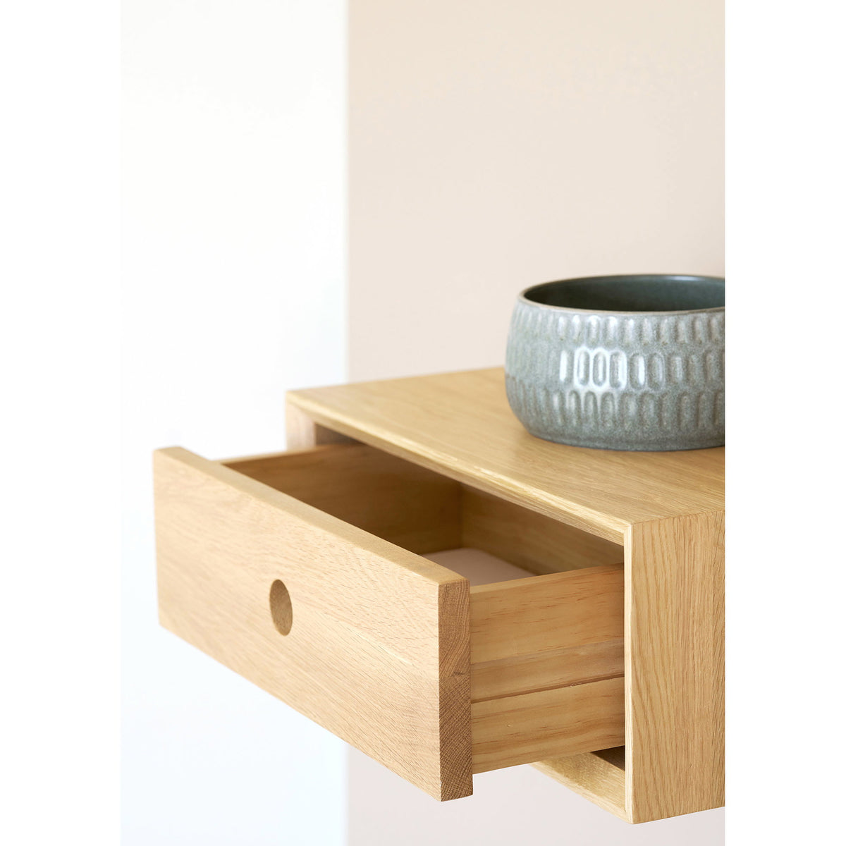 Luzern Wallmounted Chest — Oak
