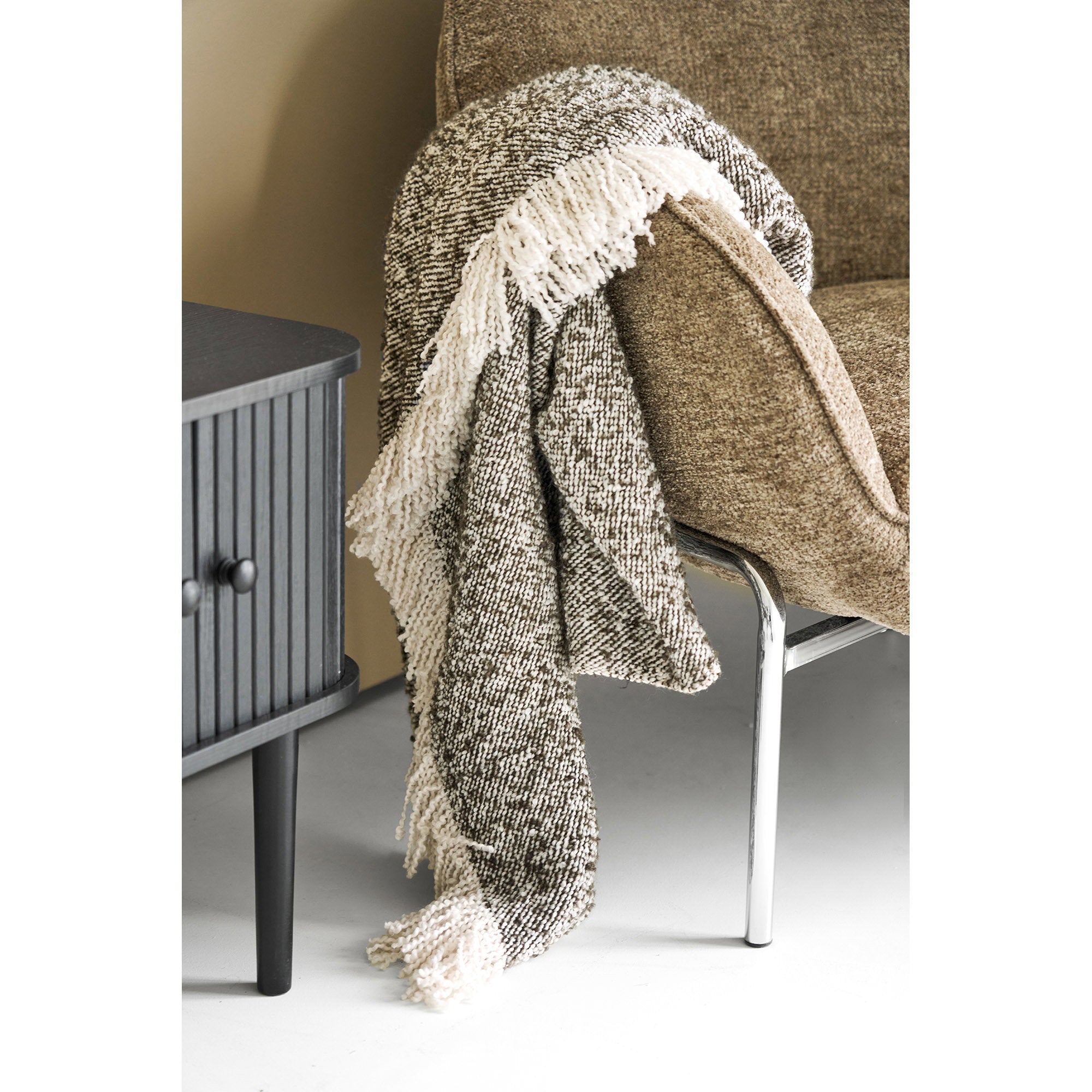Sira Plaid — Beige / Brown