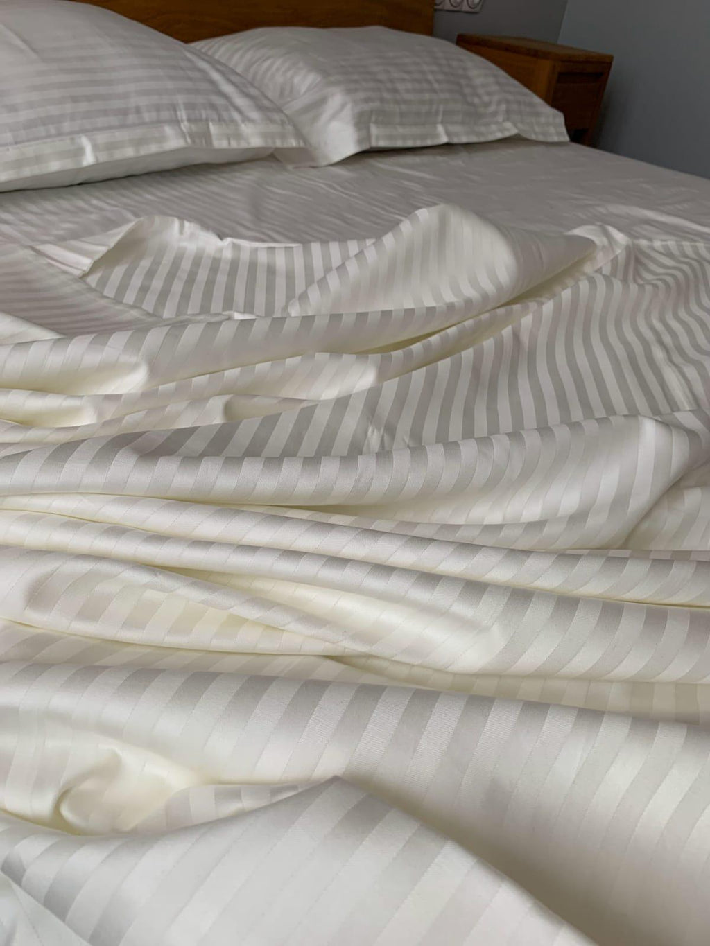 Striped Cotton Satin Duvet Cover Set - Cloud Dancer