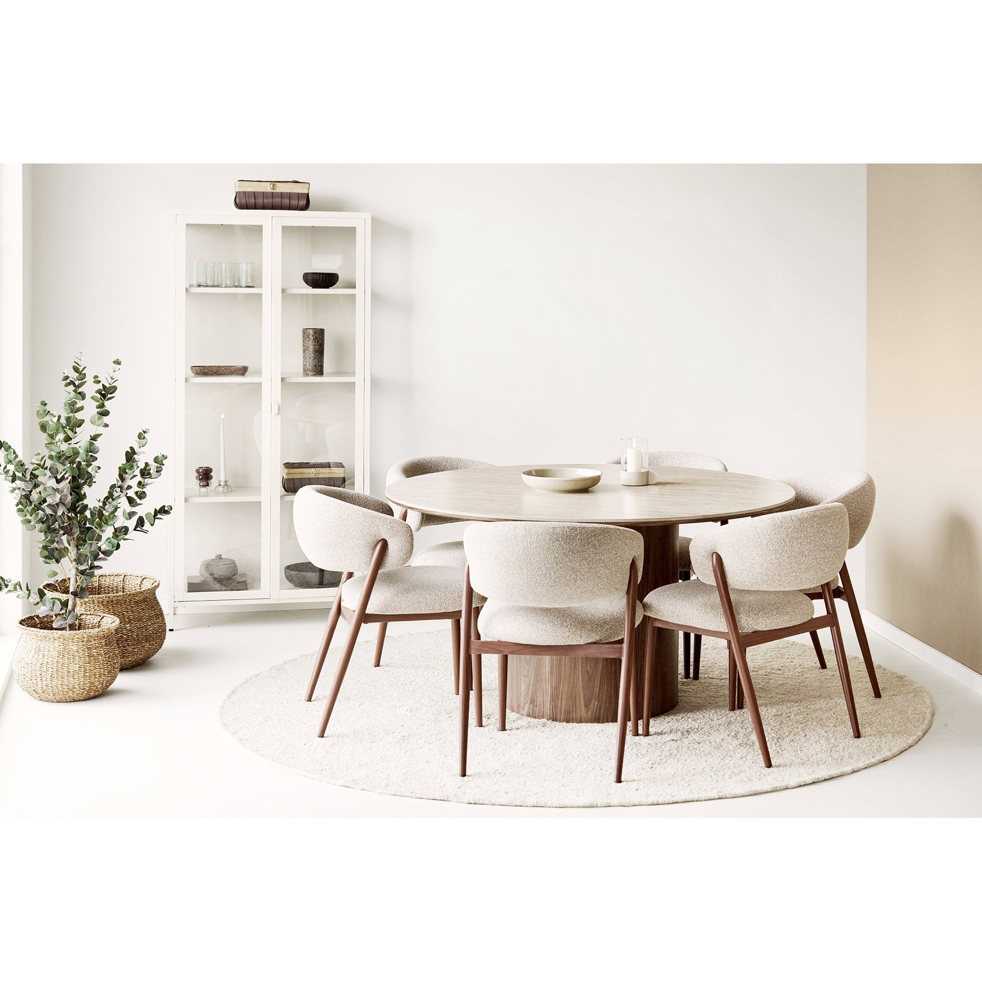 Bela Rug — Beige