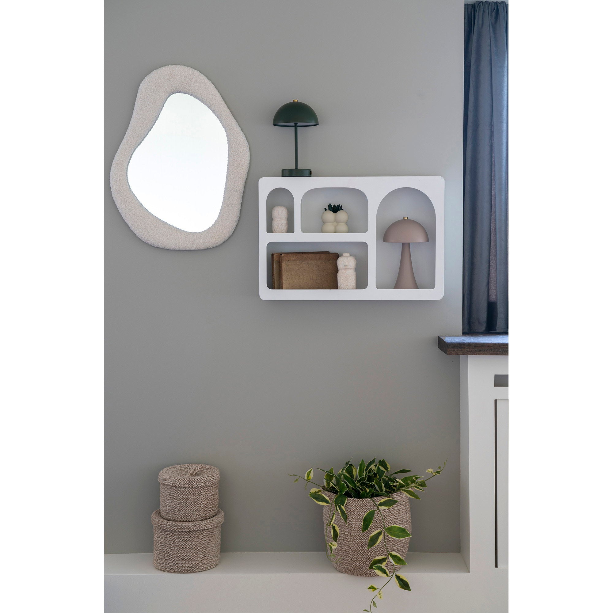 Bosa Mirror — White