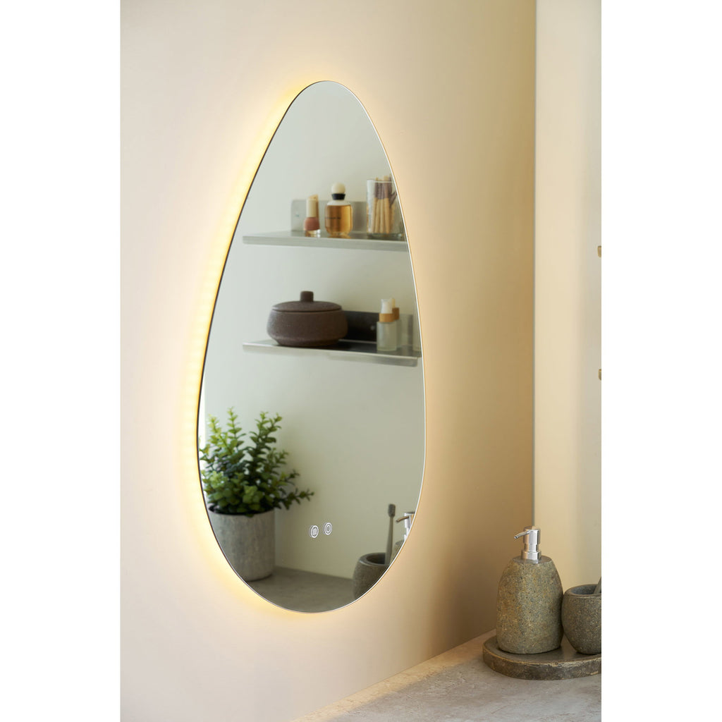 Kiama Mirror — Glass