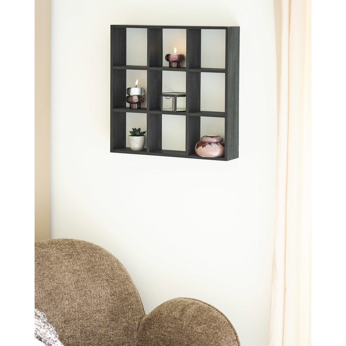 Moss Wall Shelf — Black