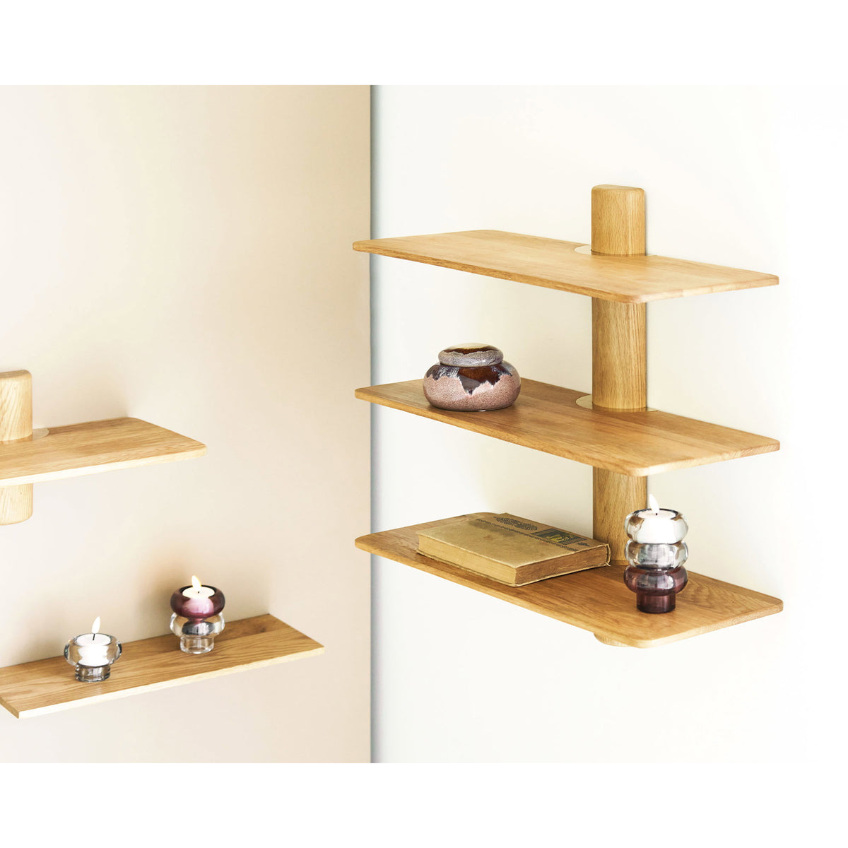 Calcata Wall Shelf — Oak