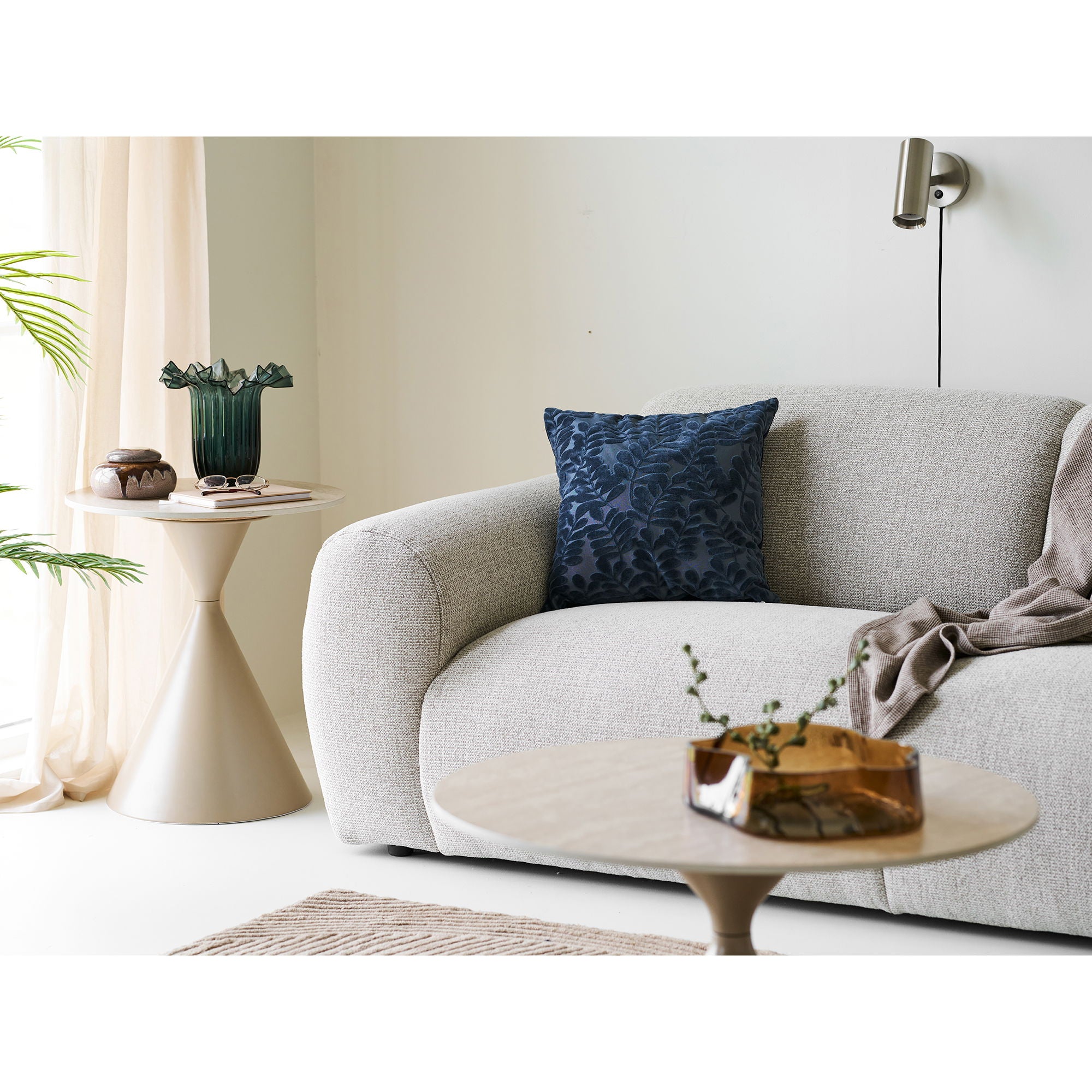 Vase - Vase, mouth blown glass, dark green ø25x30 cm