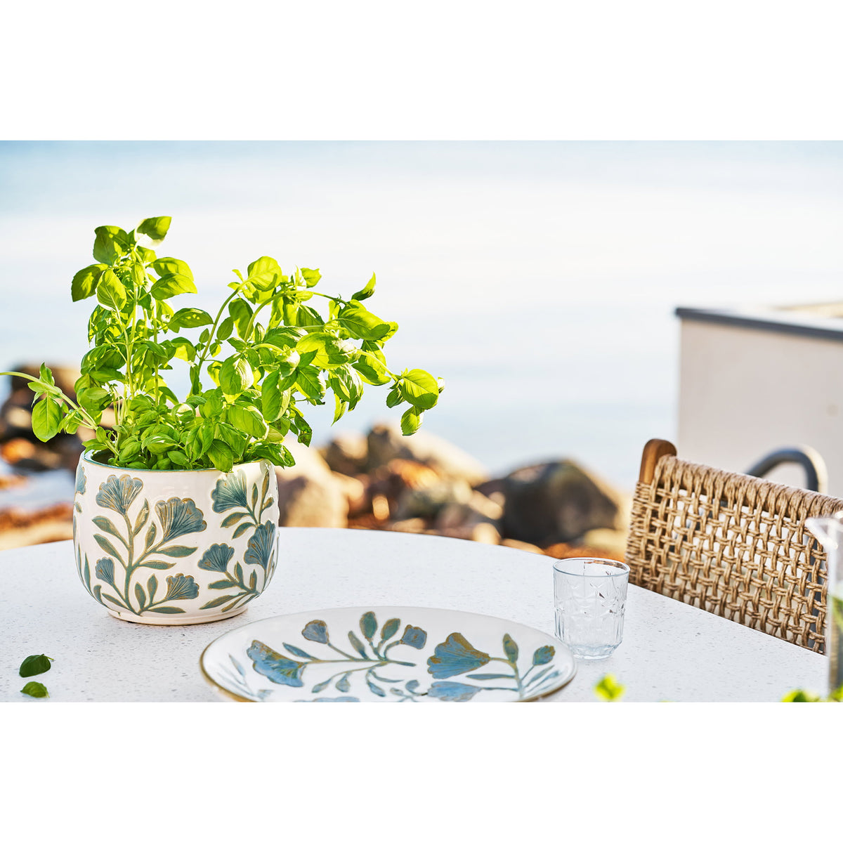 Flowerpot — White
