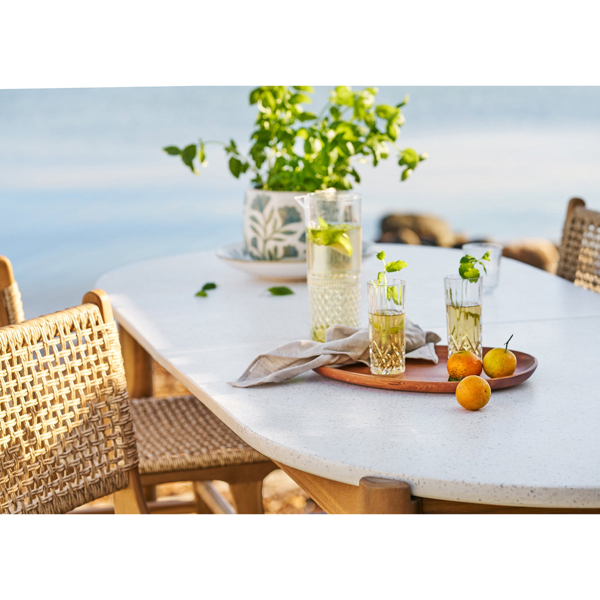 Flowerpot — White