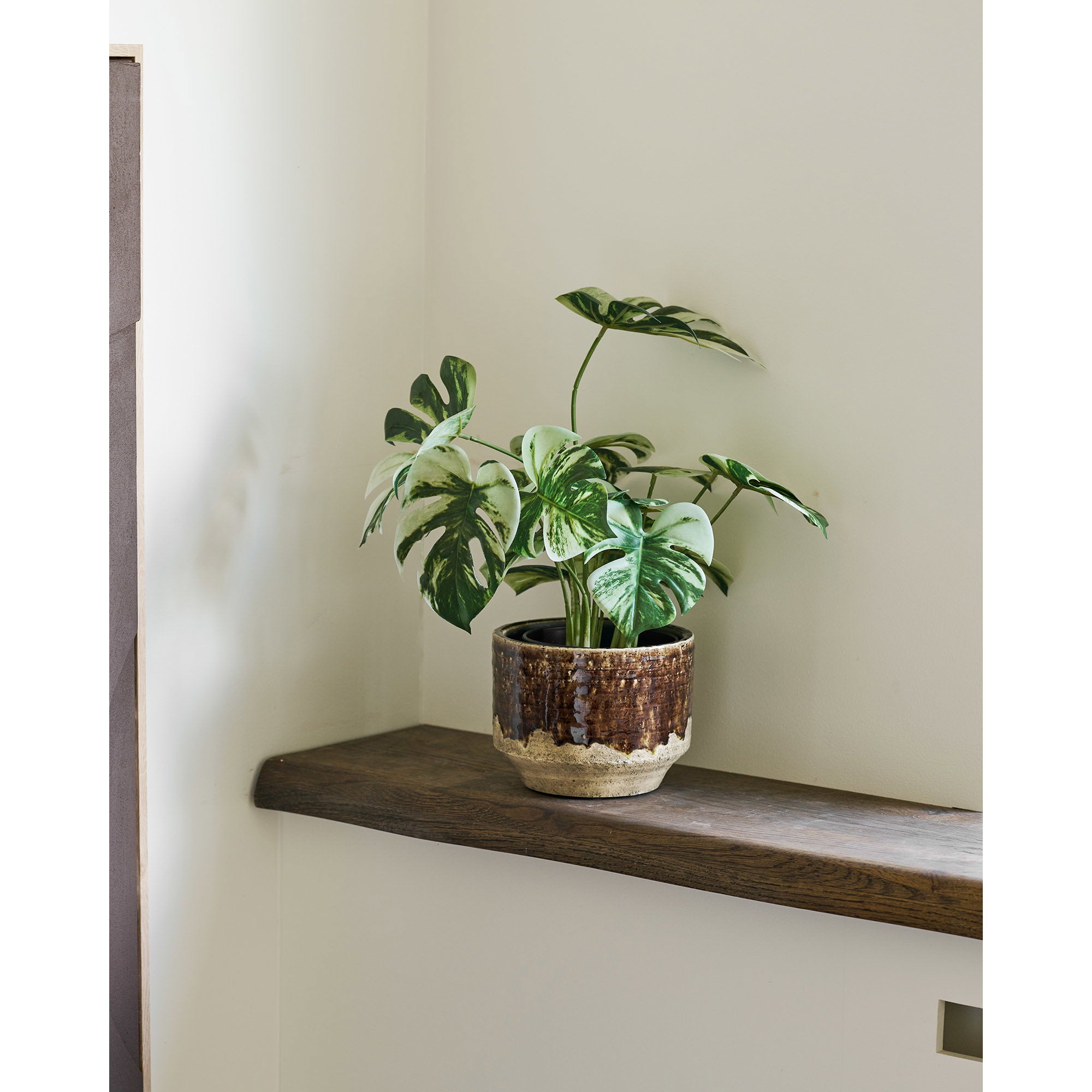 Flowerpot — Brown