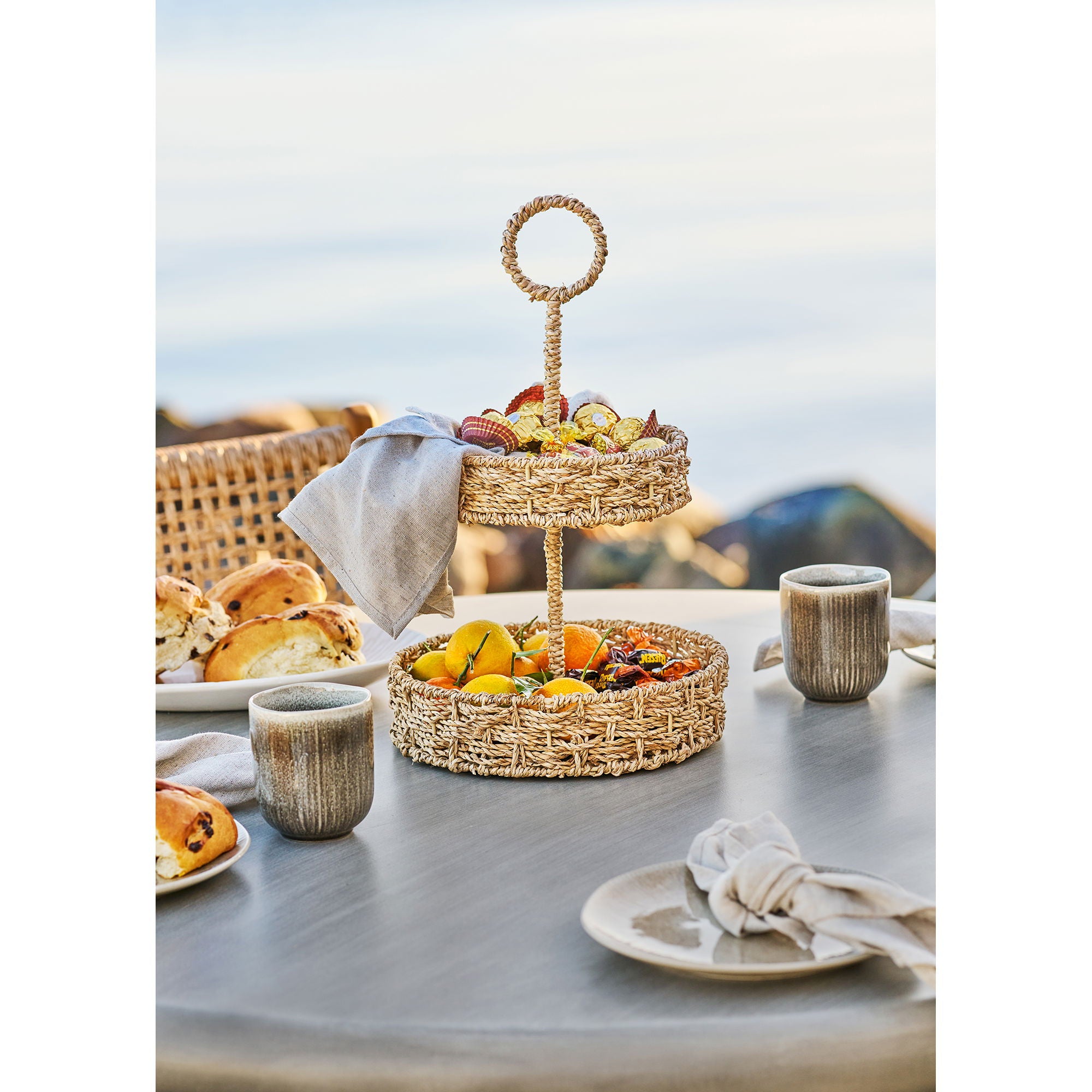 Rifbjerg Tray - Tray, seagrass, nature ø25x40,5 cm