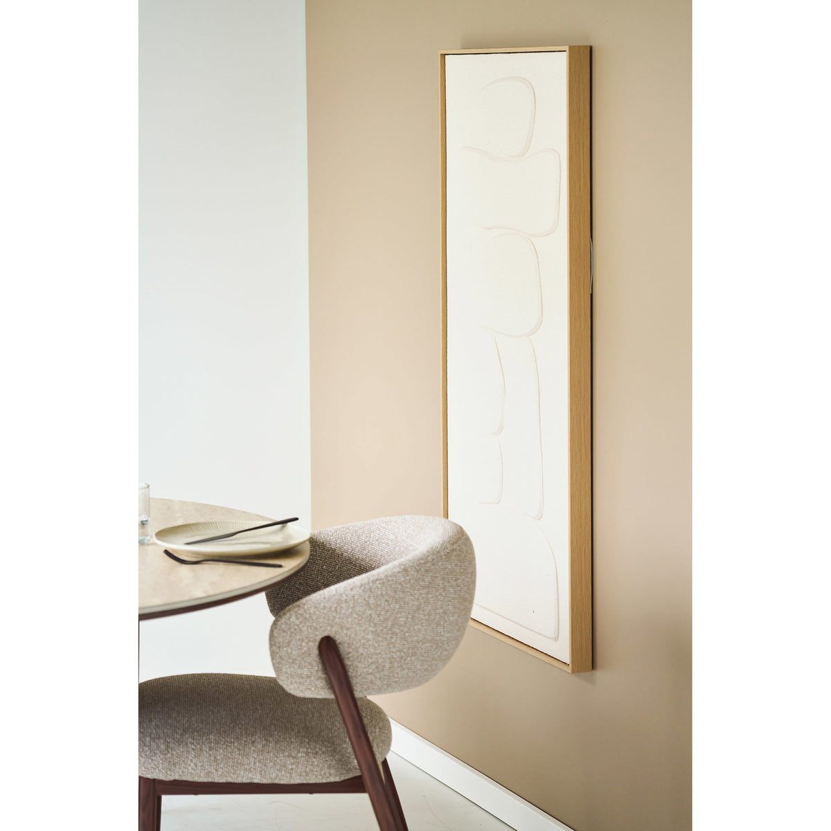 Victoria Relief Wall Decoration — Beige