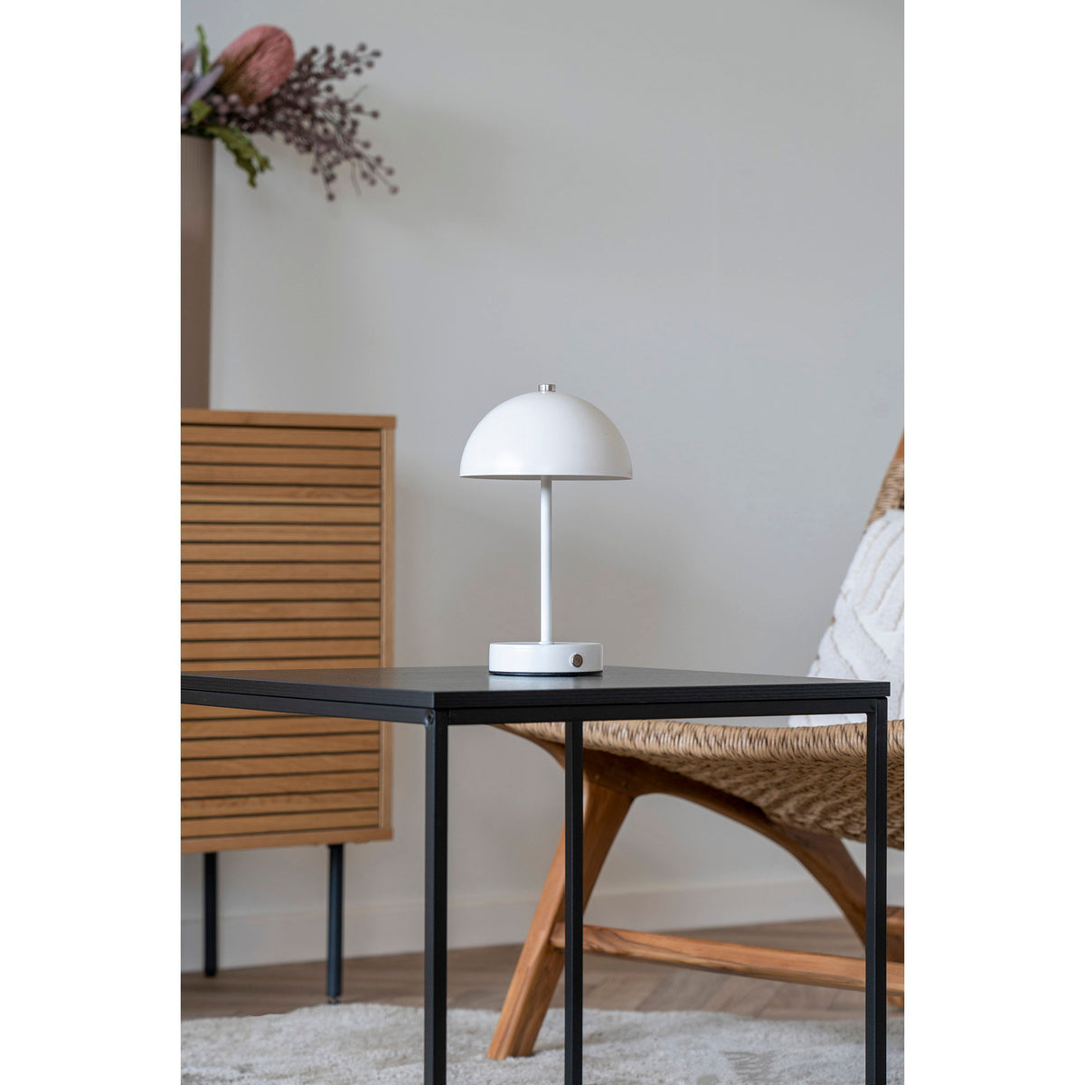 Holt Table Lamp — White