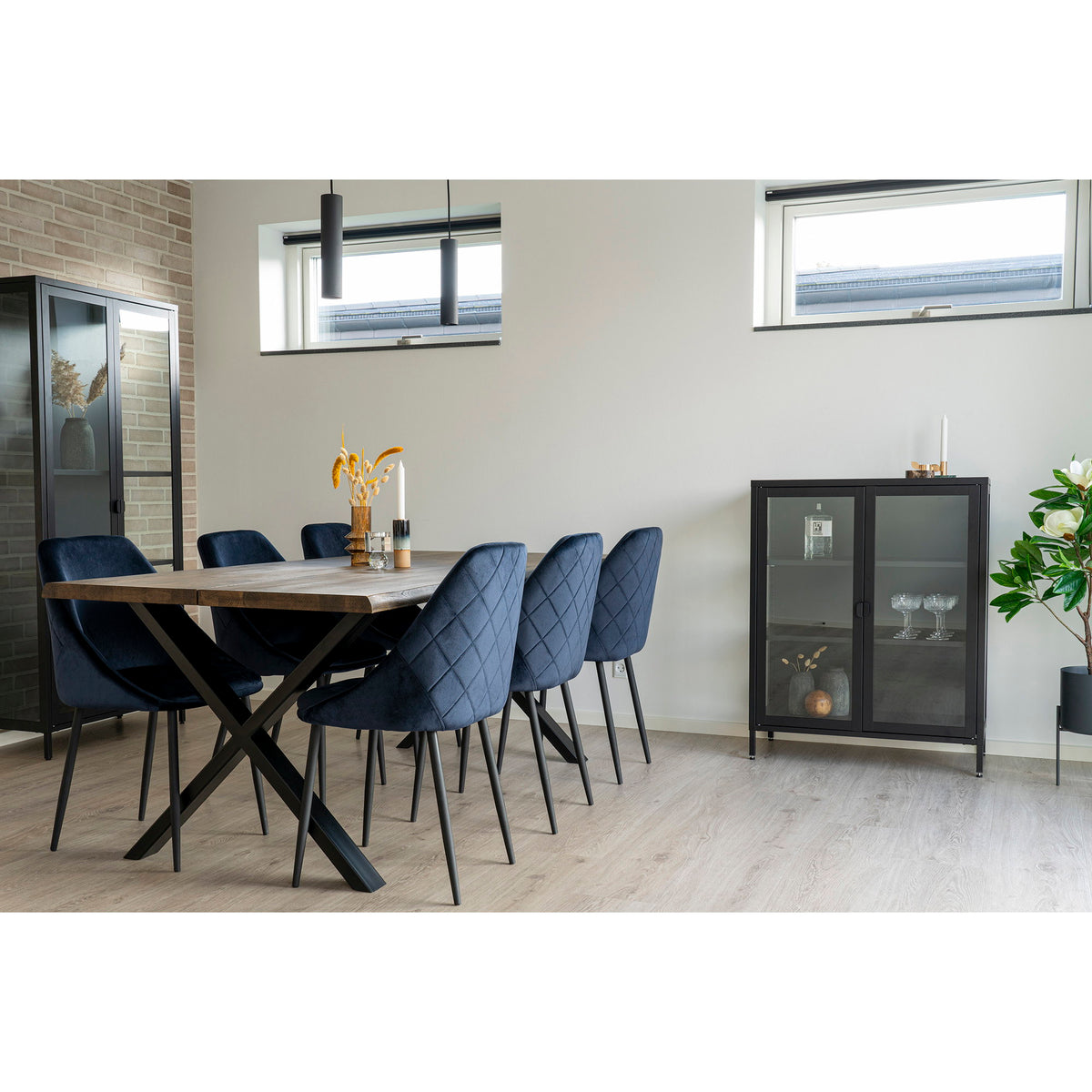 Paris Pendant — Black