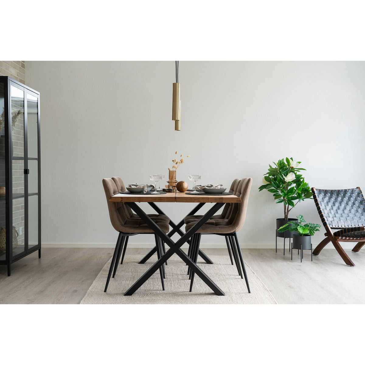 Paris Pendant — Brass