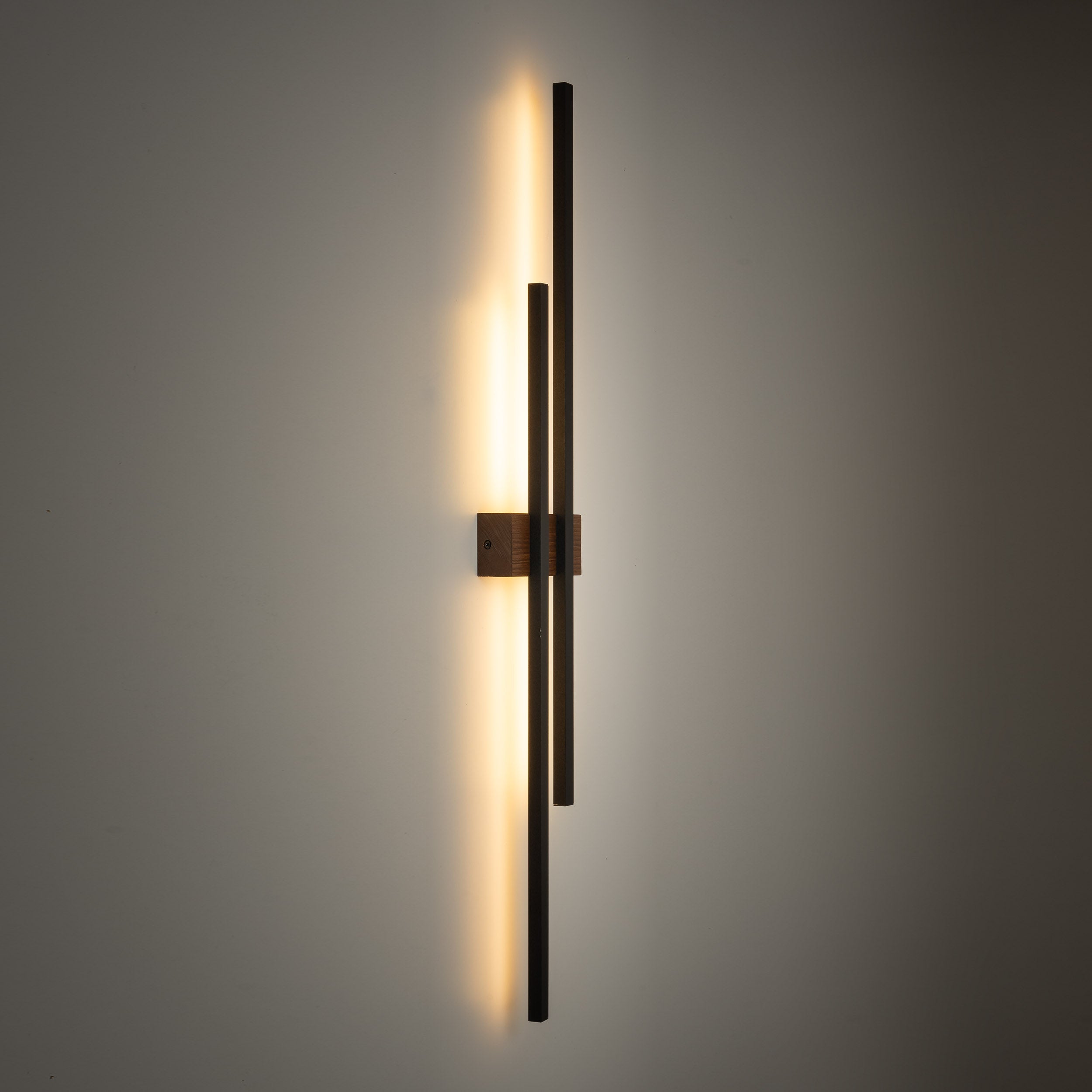 FLASH Wood Wall Sconce 2-Light – Modern LED