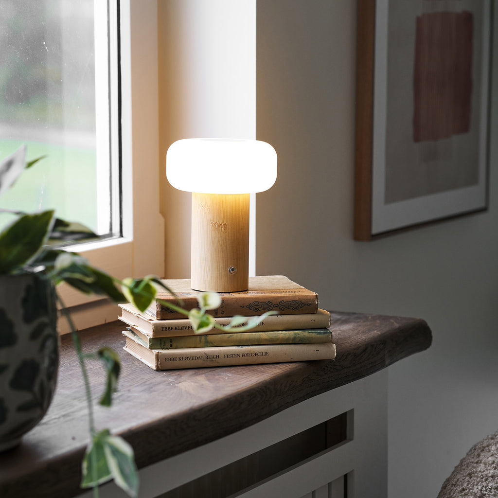 Stafford Table Lamp — Natural / White