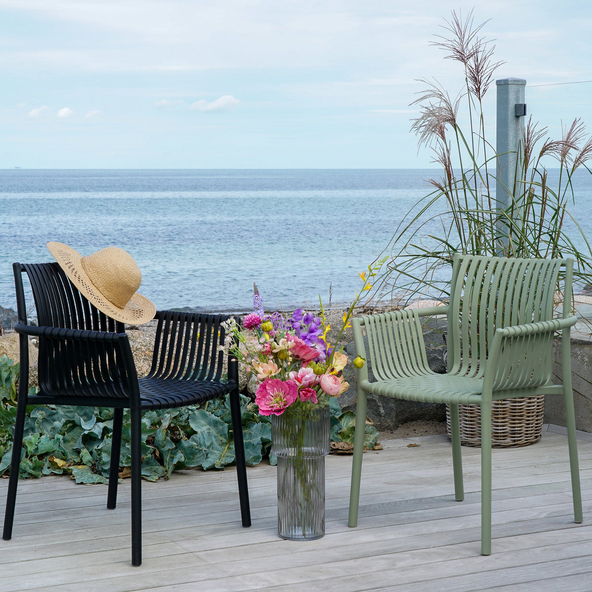 Tulsa Garden Chair — Black