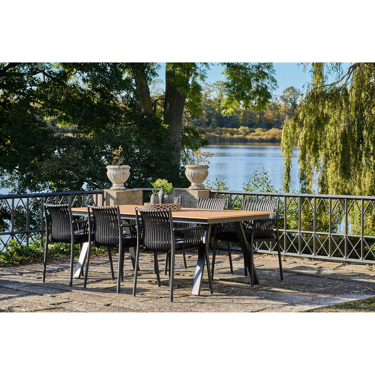 Tulsa Garden Chair — Black