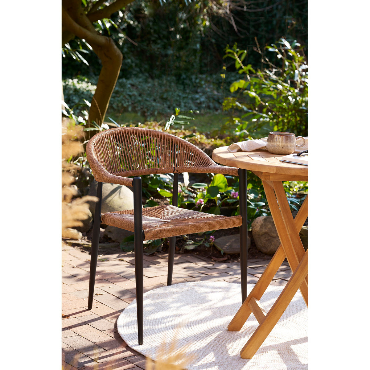 Canari Dining Chair — Natural / Black