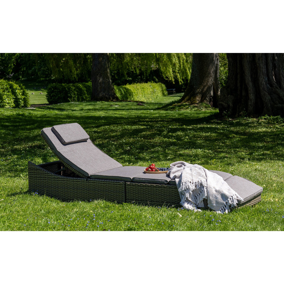Split Sun Lounger — Kubu