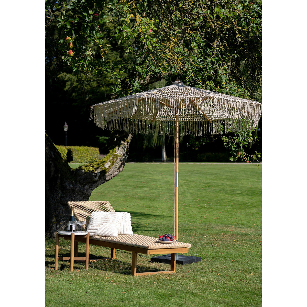 Derby Sun Lounger — Natural