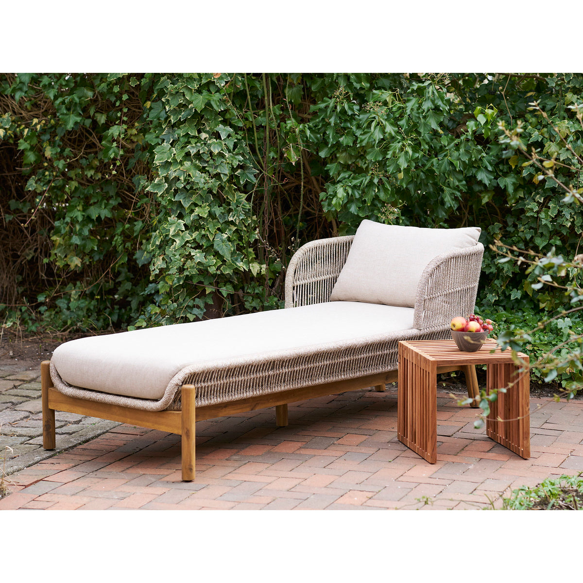 Terracina Sun Lounger — Brown / Beige