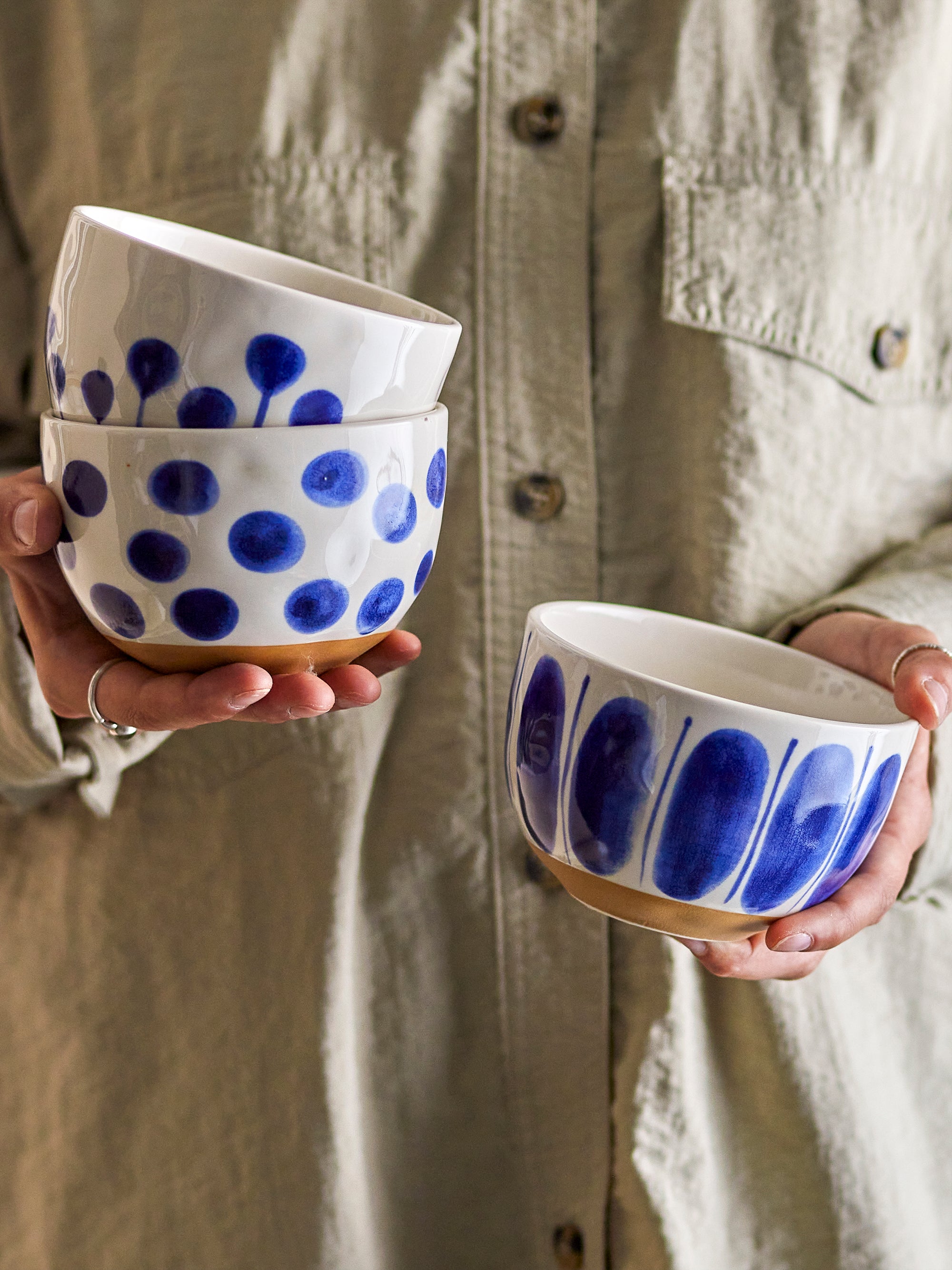 Linora Bowl, Blue, Stoneware