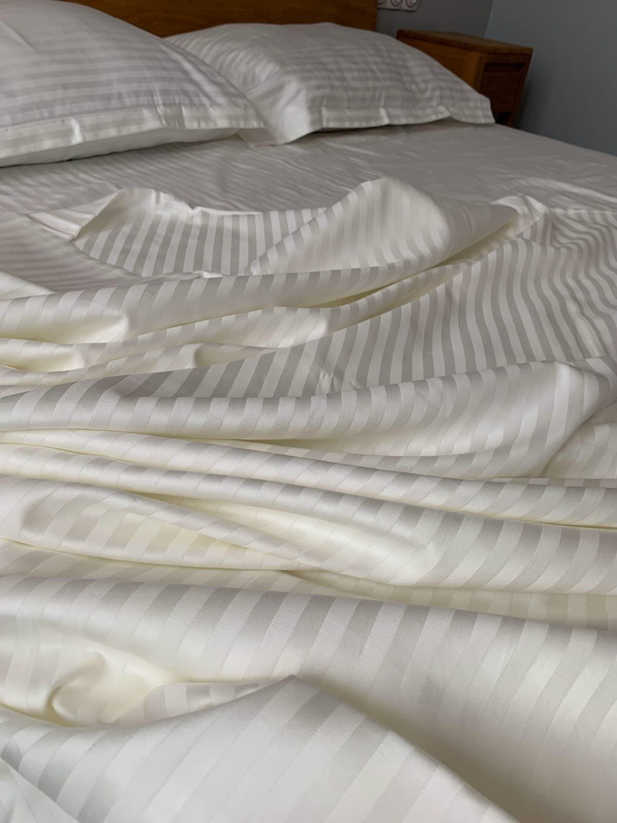 Striped Cotton Satin Duvet Cover Set - Cloud Dancer